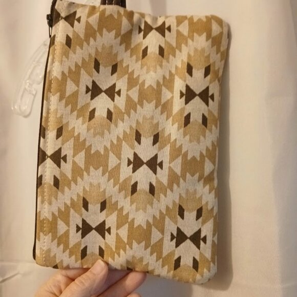 New Western theme Faux leather Clutch Wristlet Mustard Brown wallet envelope bag - Picture 6 of 7